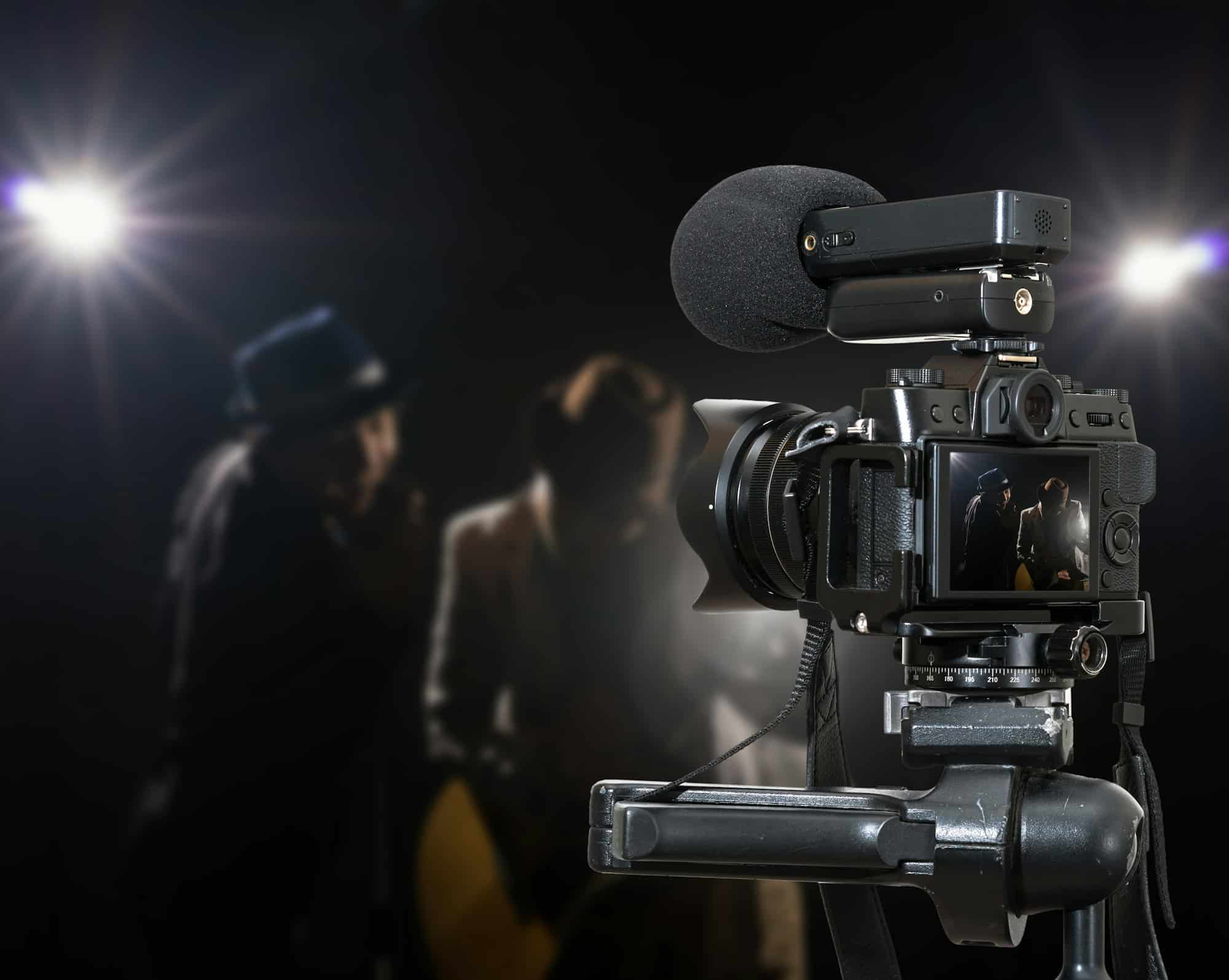 Ferkomedia - Professional digital Mirrorless camera with microphone recording video blog of Musician